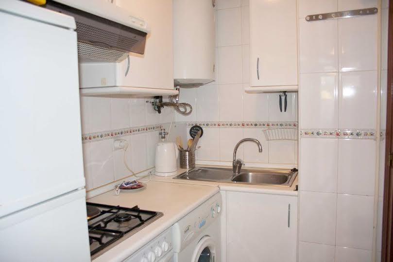 Gran Via Sol Apartamentos Madrid Szoba fotó